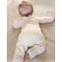 Little Darcy Pants by DROPS Design - Strickmuster mit Kit Baby-Hose Größen 0-4 Jahre