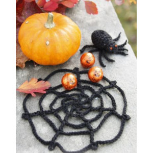 Webster by DROPS Design – Häkelmuster mit Kit Spinnennetz zur Dekoration Halloween