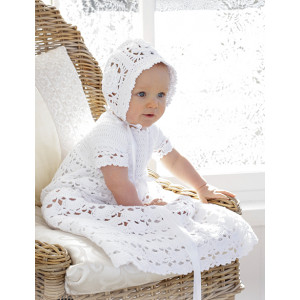 So Charming by DROPS Design - Baby Set mit Taufkleid und Mütze Größen 0/6 Monate - 2 Jahre